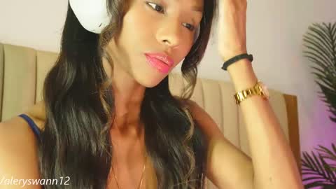 Snapshot of valery_swan1 chatting on May 26, 4:19 am Valery swan1 online show from May 26, 4:19 am