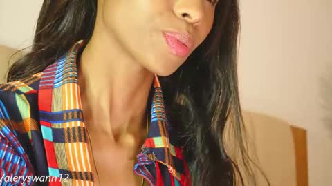 Snapshot of valery_swan1 chatting on June 2, 4:14 am Valery swan1 online show from June 2, 4:14 am
