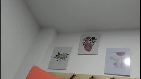 Snapshot of valery_sweet04 chatting on December 11, 9:52 am valery_sweet04 online show from December 11, 9:52 am