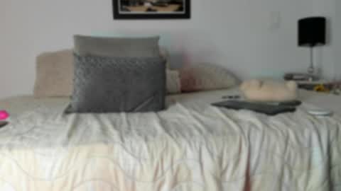 call me Maria online show from April 8, 3:28 am