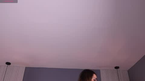 Carla online show from April 6, 11:00 am