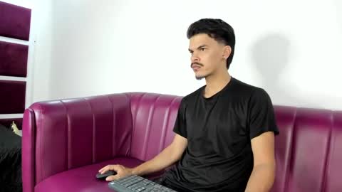 Snapshot of valerystonne_ chatting on September 21, 7:04 pm Valery Stonne online show from September 21, 7:04 pm