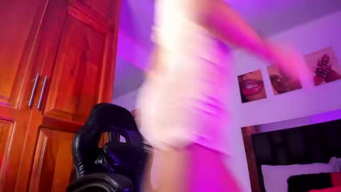 ValeryTs1 online show from April 2, 6:16 pm