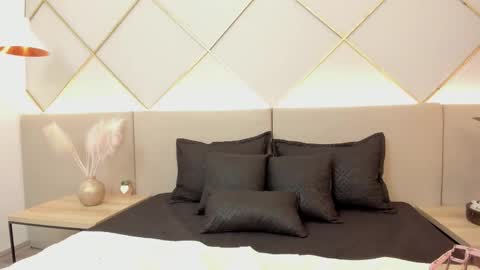 Snapshot of valesantodomingo chatting on March 19, 10:47 pm Sofia online show from March 19, 10:47 pm