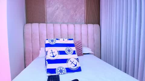 Valeska online show from November 5, 12:05 pm