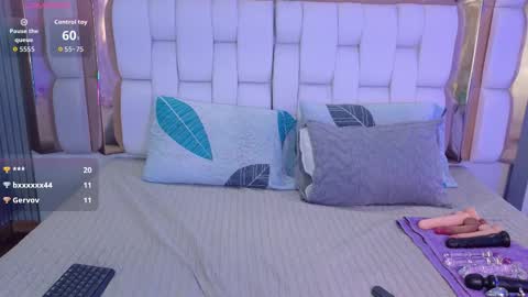 Valkiria moore  online show from February 2, 8:18 pm