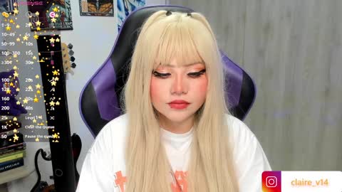 Snapshot of valkyrie_claire chatting on December 3, 1:41 am Valkyrie claire online show from December 3, 1:41 am