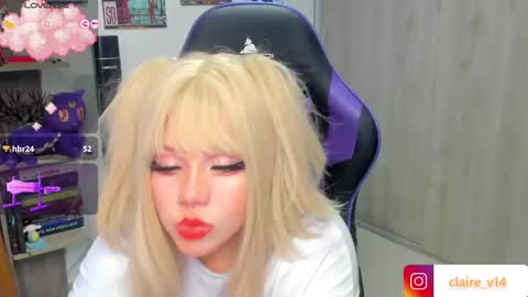 Snapshot of valkyrie_claire chatting on March 6, 5:24 am Valkyrie claire online show from March 6, 5:24 am