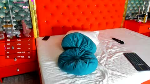 Valerie Val V online show from November 27, 3:08 am