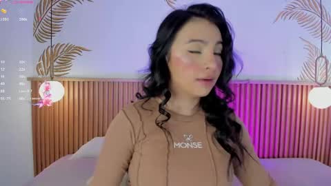 Snapshot of valleriie_ chatting on May 19, 4:24 pm valleriie_ online show from May 19, 4:24 pm