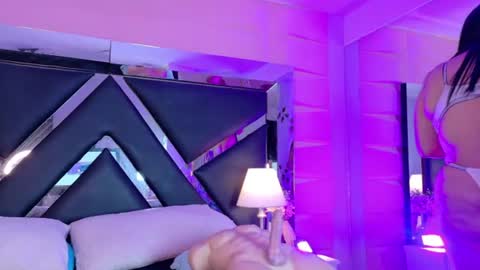 Snapshot of valrery_roussex chatting on June 24, 7:02 pm Valery online show from June 24, 7:02 pm