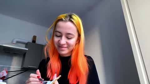 Snapshot of valtopi chatting on February 15, 5:59 am Emily online show from February 15, 5:59 am