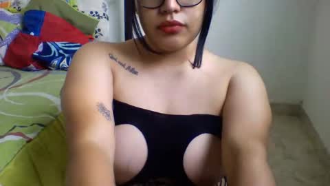 Snapshot of valuluv chatting on October 19, 4:07 pm ValuLuv online show from October 19, 4:07 pm