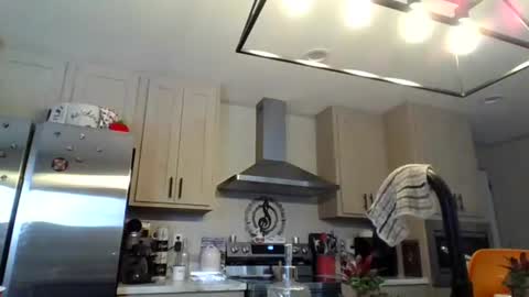 Val Venus online show from February 4, 4:24 pm