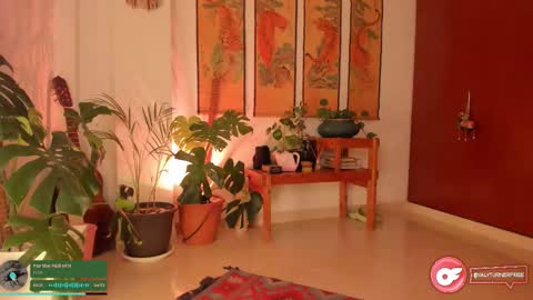 Snapshot of valyturner chatting on March 16, 11:42 pm online show from March 16, 11:42 pm