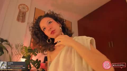 Snapshot of valyturner chatting on March 25, 11:33 pm online show from March 25, 11:33 pm
