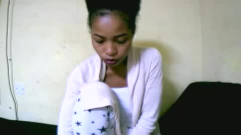 Snapshot of vanah344375 chatting on September 14, 8:13 am vanah344375 online show from September 14, 8:13 am