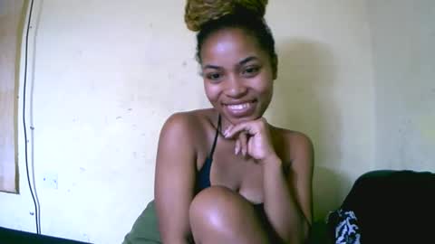 Snapshot of vanah344375 chatting on September 25, 11:41 pm vanah344375 online show from September 25, 11:41 pm