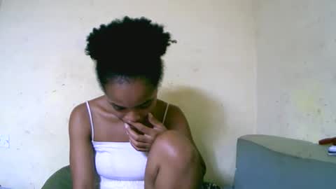 Snapshot of vanah344375 chatting on October 8, 7:33 pm vanah344375 online show from October 8, 7:33 pm