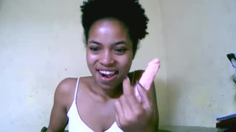 Snapshot of vanah344375 chatting on October 11, 4:22 am vanah344375 online show from October 11, 4:22 am
