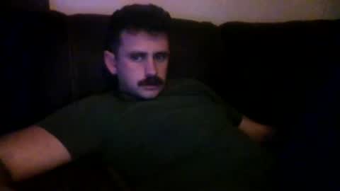 Snapshot of vandal2021 chatting on December 30, 2:31 am Vandal2021 online show from December 30, 2:31 am