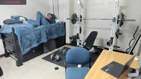 Snapshot of vandal2021 chatting on January 21, 2:00 am Vandal2021 online show from January 21, 2:00 am