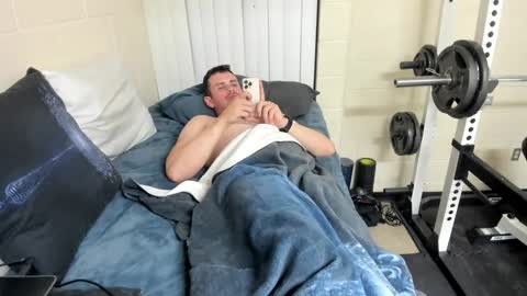 Snapshot of vandal2021 chatting on January 23, 1:51 am Vandal2021 online show from January 23, 1:51 am