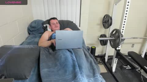 Snapshot of vandal2021 chatting on January 23, 4:52 am Vandal2021 online show from January 23, 4:52 am