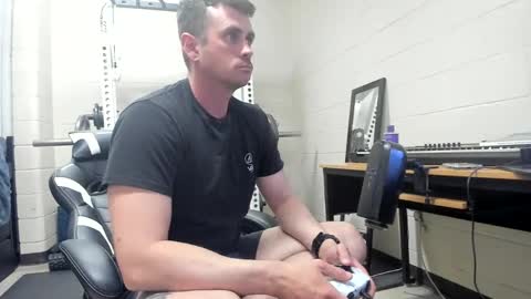 Snapshot of vandal2021 chatting on March 1, 1:00 am Vandal2021 online show from March 1, 1:00 am