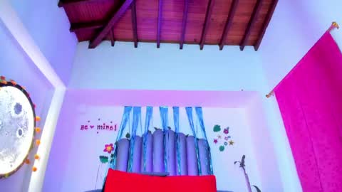 vaneloppe_23 online show from May 3, 4:07 am