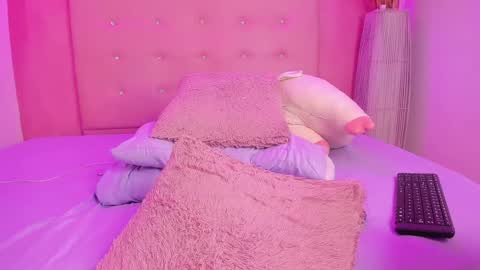 vaness_dior online show from January 22, 5:38 pm