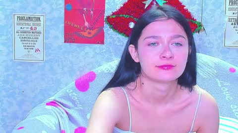 Snapshot of vanessa_florence chatting on December 28, 1:08 am RUSSIAN BARBIE BABE online show from December 28, 1:08 am