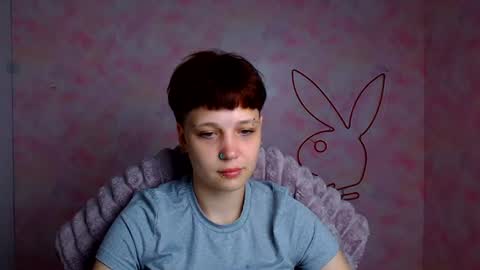 Snapshot of vanessa_lissme chatting on June 19, 5:12 am Vanessa online show from June 19, 5:12 am