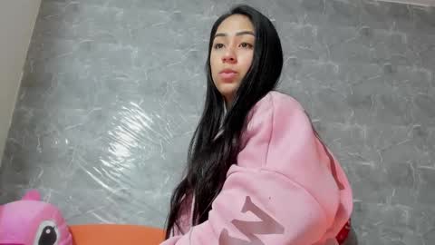 Snapshot of vanessaadol chatting on March 2, 9:21 am vanessaadol online show from March 2, 9:21 am