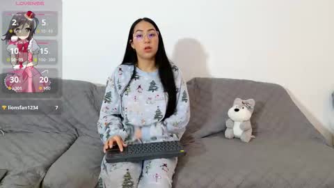 vanessaadol online show from March 6, 9:17 am