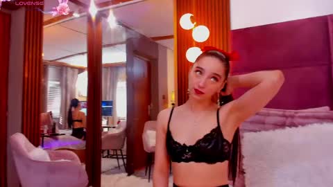 Snapshot of vanessaangelx chatting on May 25, 5:46 am Vanessa Diamond online show from May 25, 5:46 am