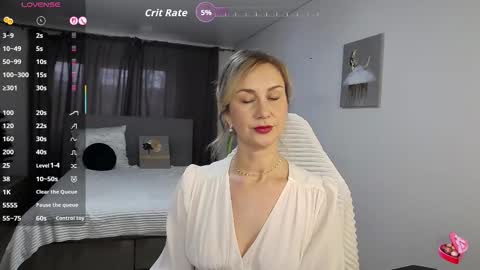 Snapshot of vanessakleiner chatting on November 7, 11:32 am Vanessa online show from November 7, 11:32 am