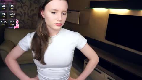 Luna online show from October 25, 6:13 pm