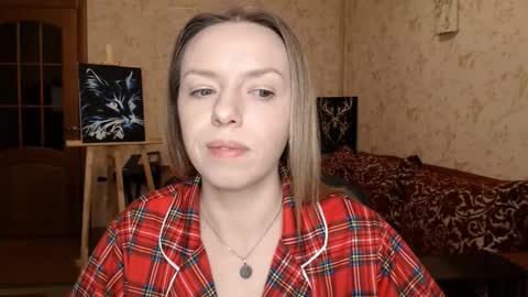 VanillaMuffin online show from March 10, 7:32 am