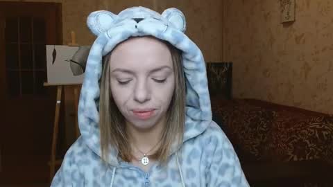 VanillaMuffin online show from October 3, 5:26 am