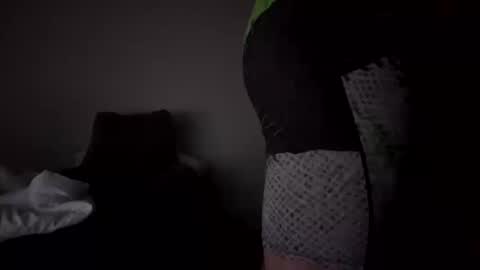 vanillapretzel online show from October 17, 8:39 am