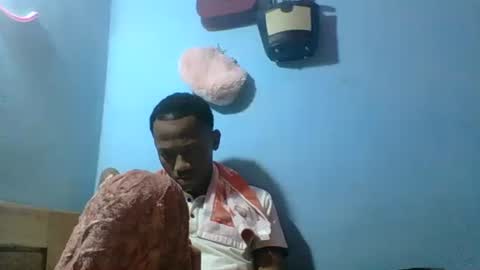 Snapshot of vanille6006 chatting on June 17, 7:04 pm vanille6006 online show from June 17, 7:04 pm