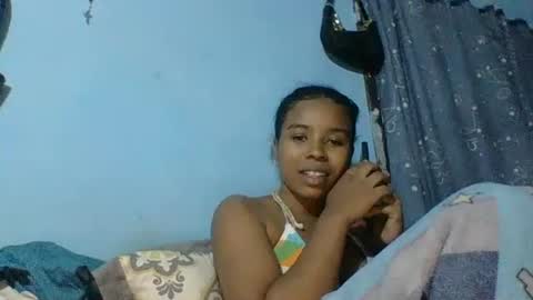 Snapshot of vanille6006 chatting on July 29, 2:48 pm vanille6006 online show from July 29, 2:48 pm