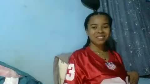 Snapshot of vanille6006 chatting on July 30, 3:33 pm vanille6006 online show from July 30, 3:33 pm