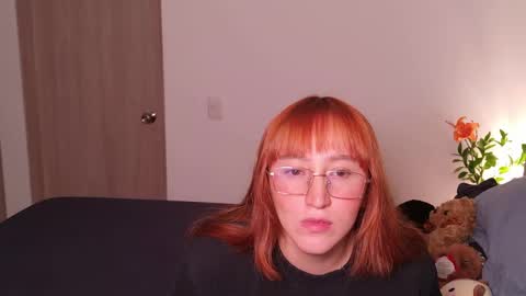 Elizabeth online show from May 30, 1:14 am