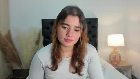 Vannesa online show from April 18, 11:05 pm