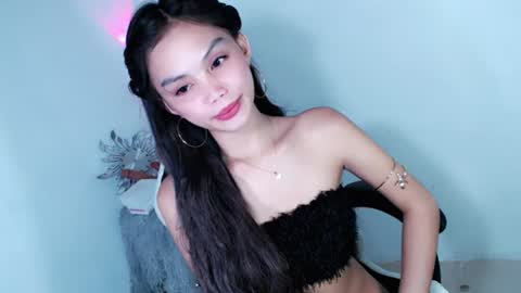 Snapshot of vannesasexyslutt chatting on June 12, 10:41 pm VANNESA online show from June 12, 10:41 pm