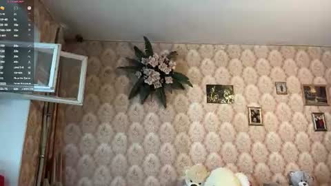 Snapshot of vannesatalamas chatting on July 14, 10:21 am Mia online show from July 14, 10:21 am