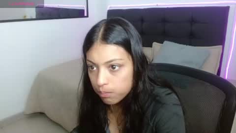 Snapshot of vannesweet_ chatting on July 20, 7:49 pm vane online show from July 20, 7:49 pm
