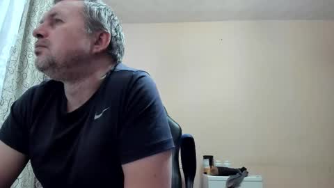 vano_822 online show from February 4, 9:31 pm